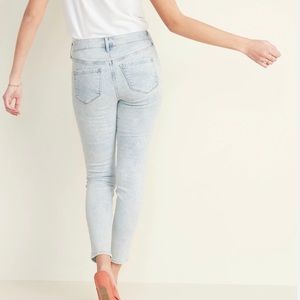 Old Navy Mid-Rise Rockstar Super-Skinny Cut-Off Ankle Jeans